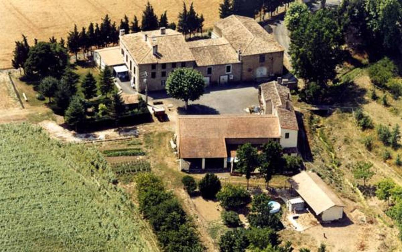 Domaine De Luzenac Bed & Breakfast Val-du-Faby Екстериор снимка